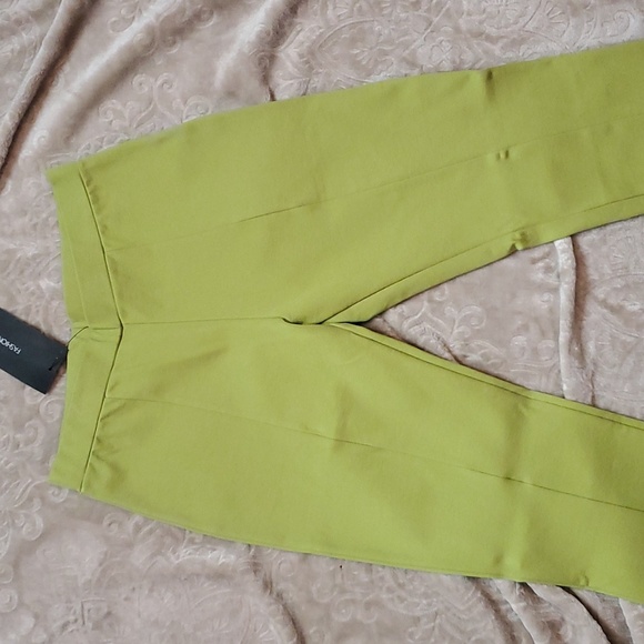 Fashion Nova Above Average Skinny Pant 33- Chartreuse - Picture 4 of 8